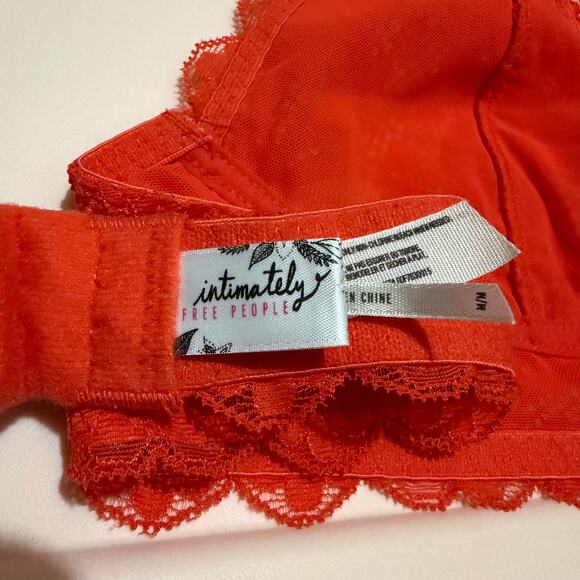 Intimately Free People Bralette Medium Red Lace Plunge Halter Longline Stretch - Picture 11 of 14